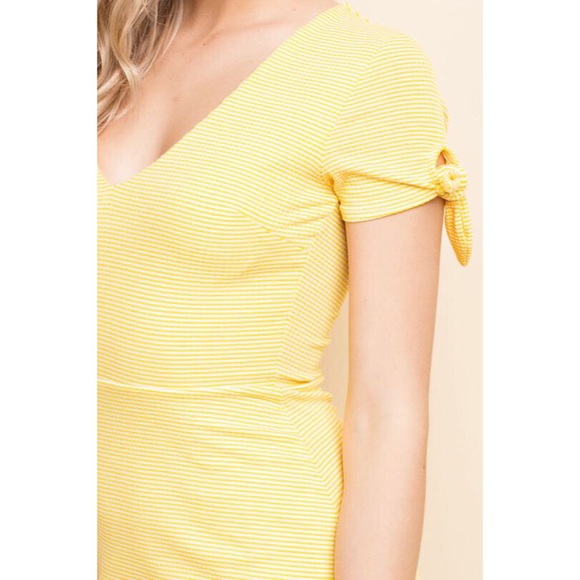 Short Sleeve Striped Dress - Picture 3 of 7